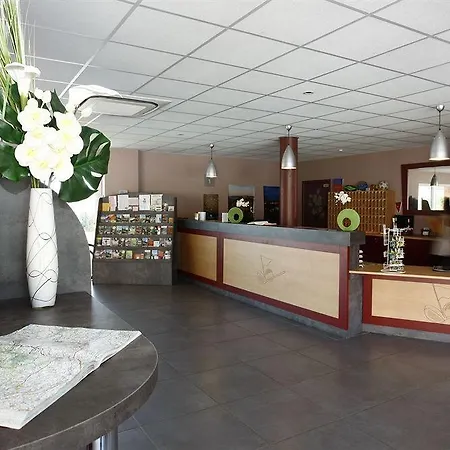 Appart hôtel Vacancéole - Domaine Du 3*