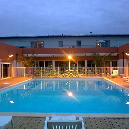 Vacancéole - Domaine Du 3*