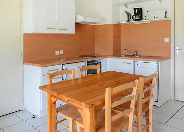 Vacanceole - Domaine Du Apart-hotel Rivières