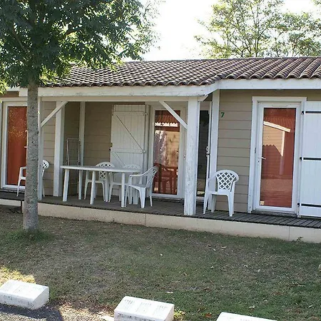 Aparthotel Vacanceole - Domaine Du Rivières